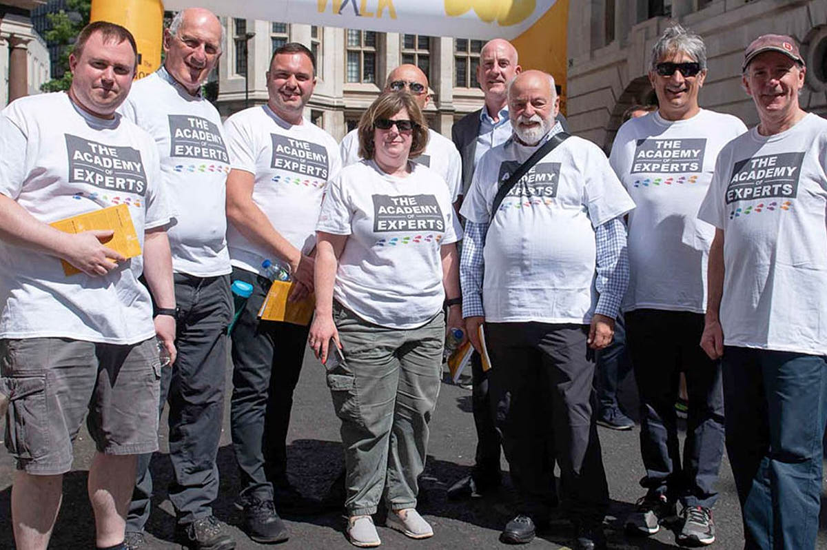 The academy of experts and Sandberg members taking part in the London Legal Walk.