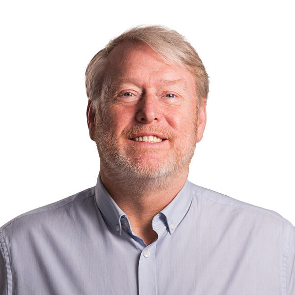 Portrait photo of Matt Walker