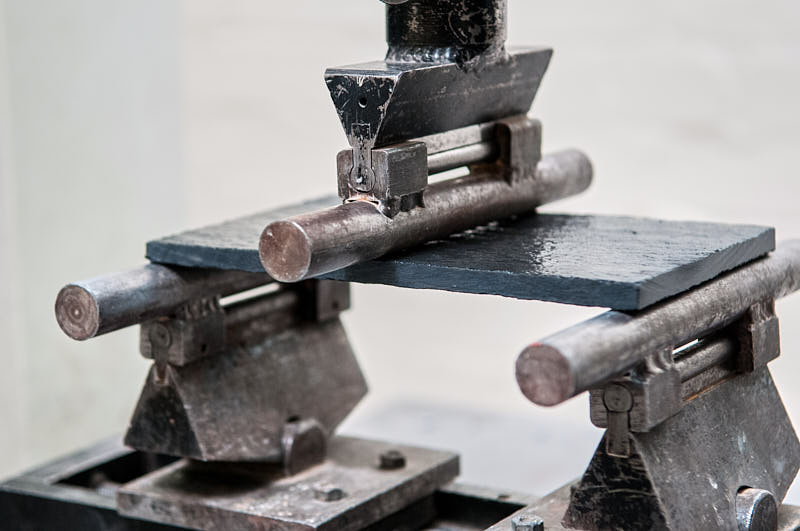 Three-point flexural strength test to ASTM standards